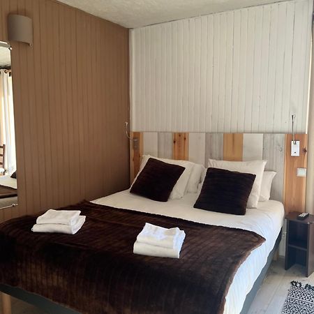 Le Prieure Hotel Uvernet-Fours Екстериор снимка