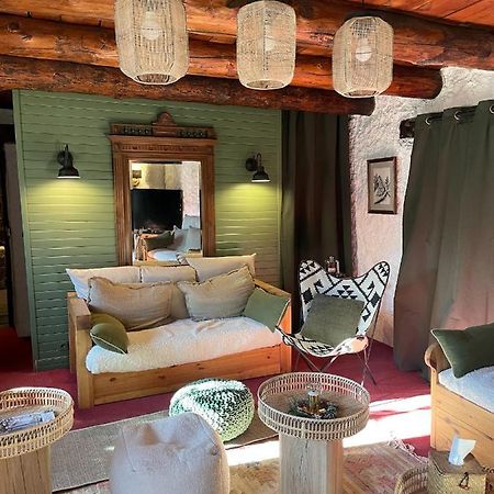 Le Prieure Hotel Uvernet-Fours Екстериор снимка