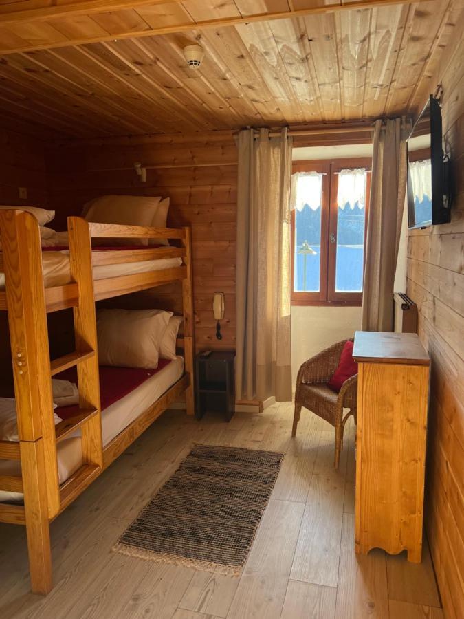 Le Prieure Hotel Uvernet-Fours Екстериор снимка