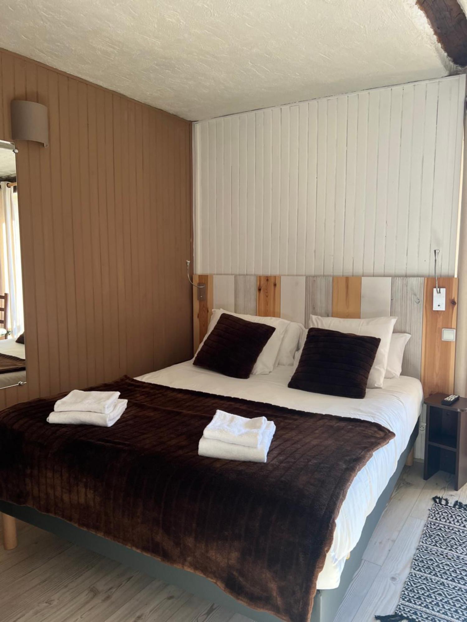Le Prieure Hotel Uvernet-Fours Екстериор снимка